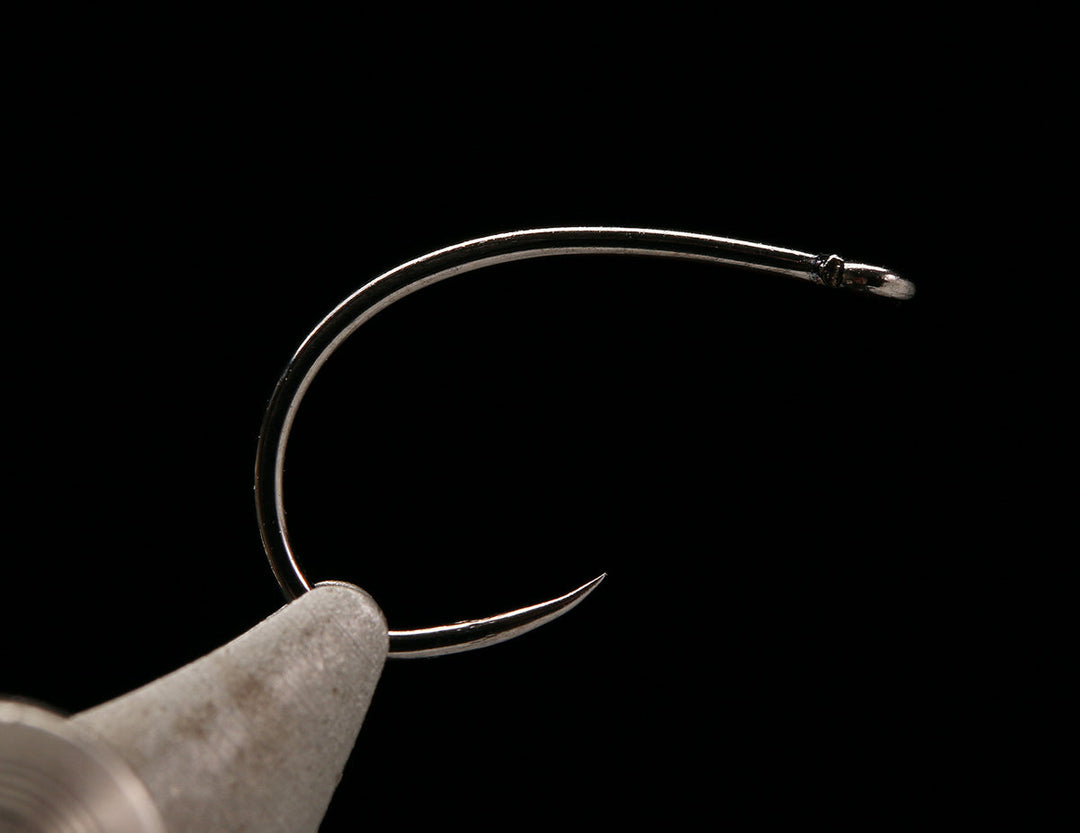 Kona Barbless Curved Nymph Emerger Shrimp (BC2) hook
